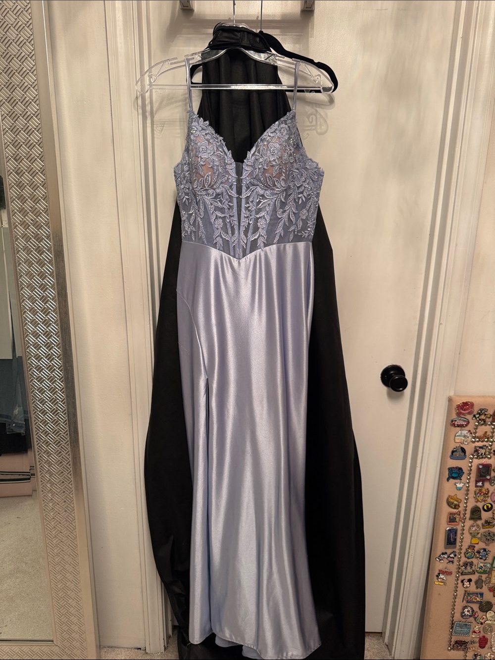 ellie wilde Embroidered Lace Bodice Satin Gown — Light Lavender